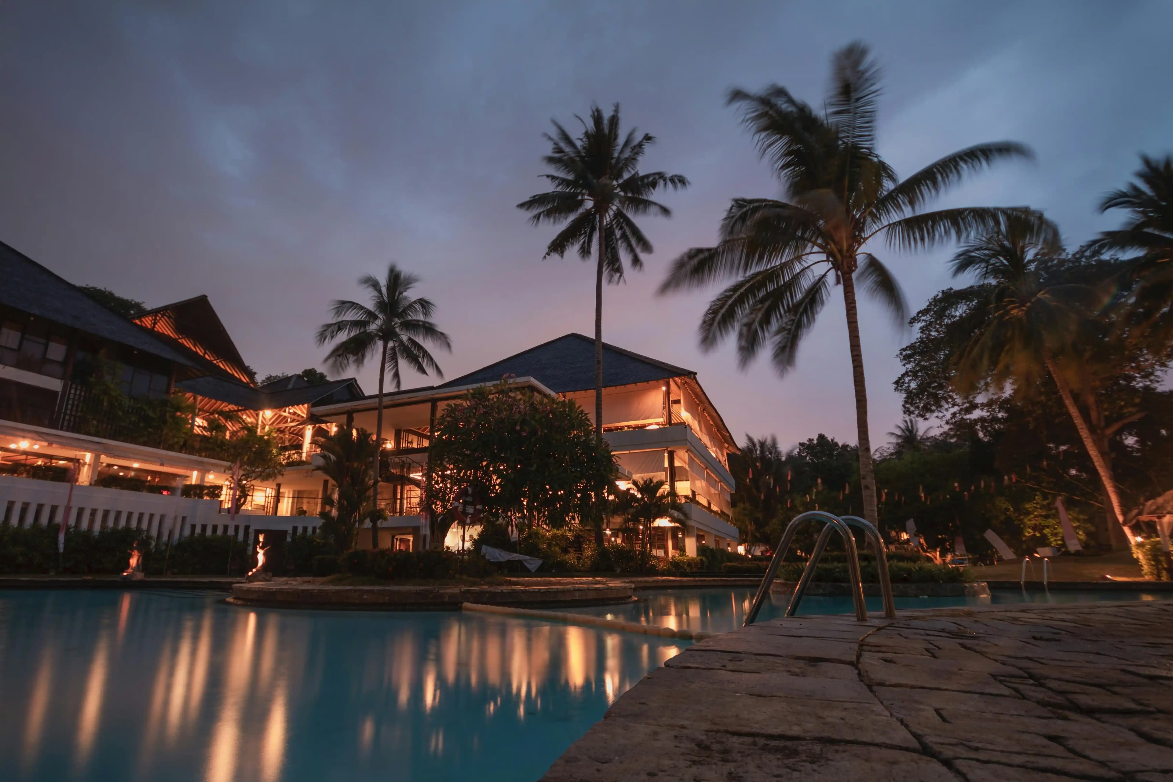 Bali Emerald Cliffside Villa